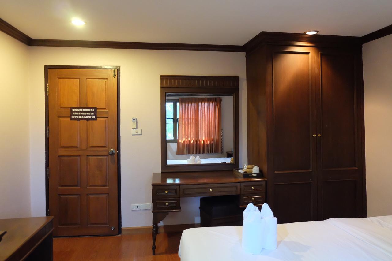 Hotel Star Bright Court Chiang Rai Exterior foto