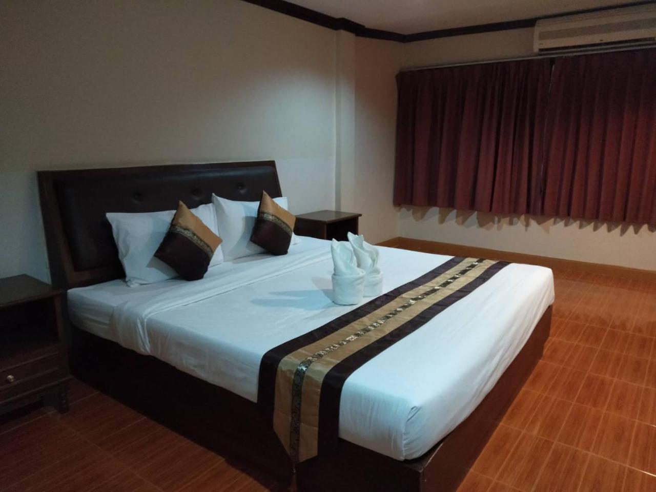 Hotel Star Bright Court Chiang Rai Exterior foto